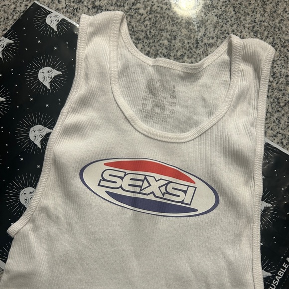 Britney Spears | Sexsi Raw Hem Tank Top - Picture 4 of 4